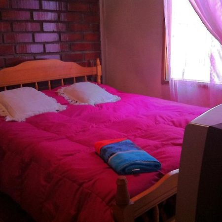 Hostel Melinda Πουέρτο Νατάλες Δωμάτιο φωτογραφία